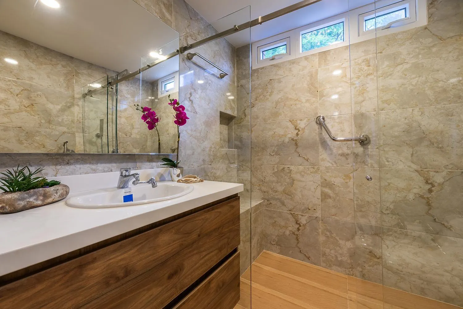 Class Suite Luxury Ac Provenza 麦德林 0*,  哥伦比亚